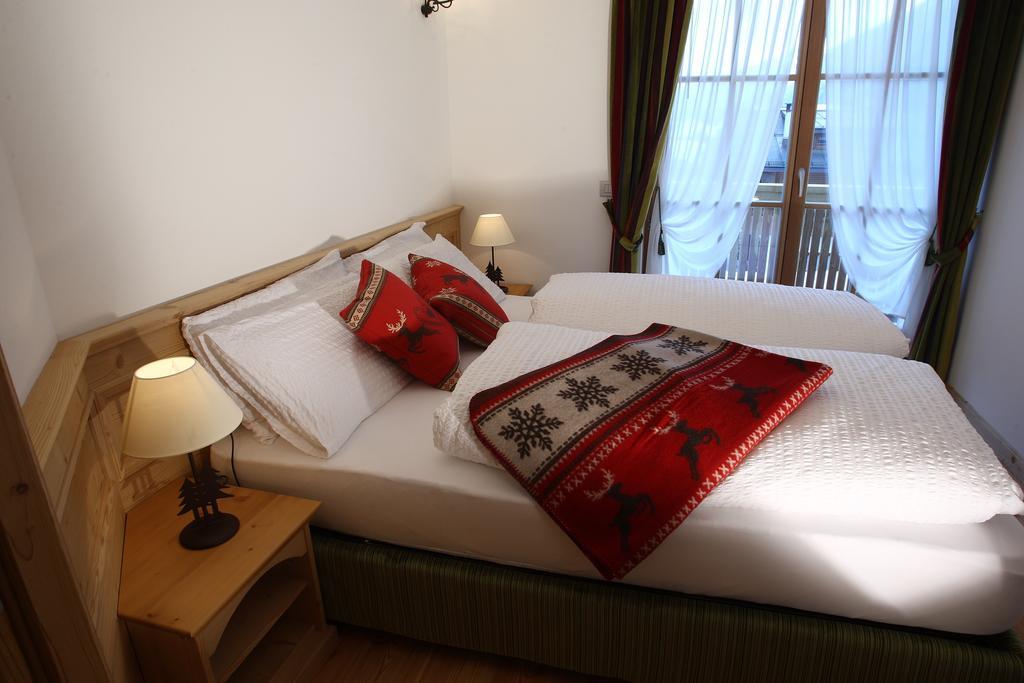 Apartments Sol E Nef Rocca Pietore Bilik gambar