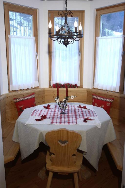 Apartments Sol E Nef Rocca Pietore Bilik gambar