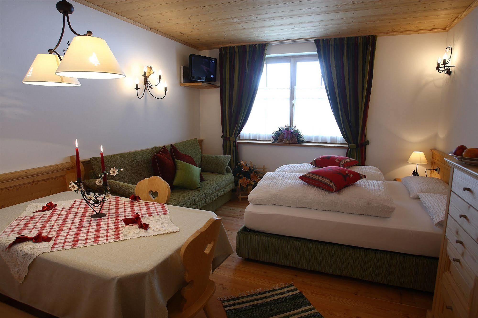 Apartments Sol E Nef Rocca Pietore Luaran gambar